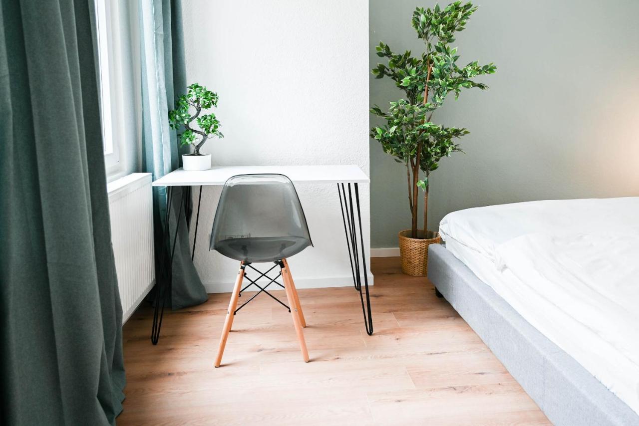 50Qm Apartment In Krefeld Zentral Gelegen Mit Hohen Decken - Beuys Apartments - เครเฟลด์ ภายนอก รูปภาพ